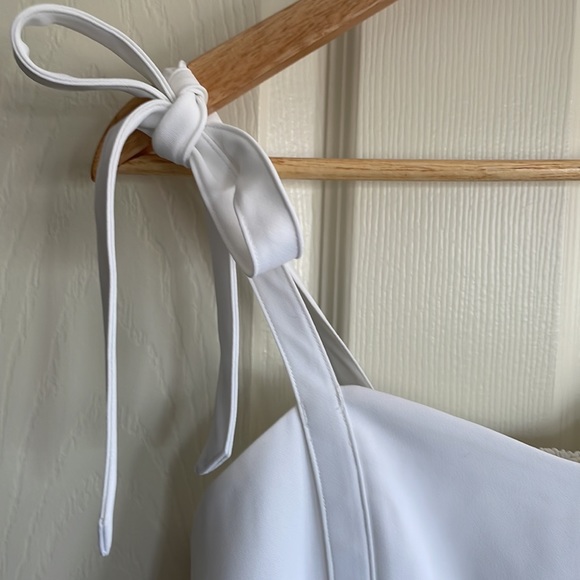 Aritzia Sunday Best white dress size 6 - Picture 2 of 4